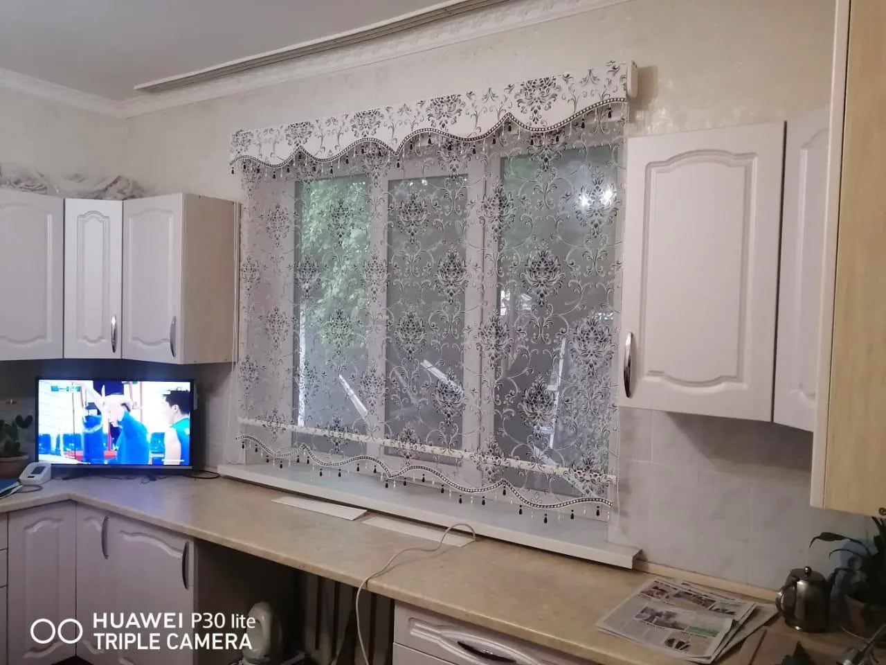 Рулонные шторы «Двойной дуэт» Max-Jalousie на объекте в Алматы